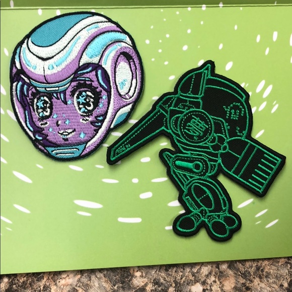 Yume embroidered patch set - Picture 3 of 3